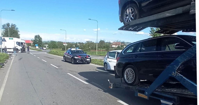 Incidente tra due mezzi pesanti lungo la strada comunale Savonesa a Tortona