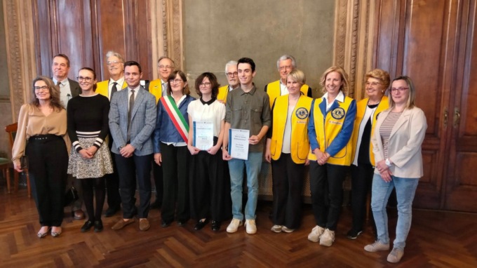 Lions Club Alessandria Marengo: borse di studio a due studenti meritevoli