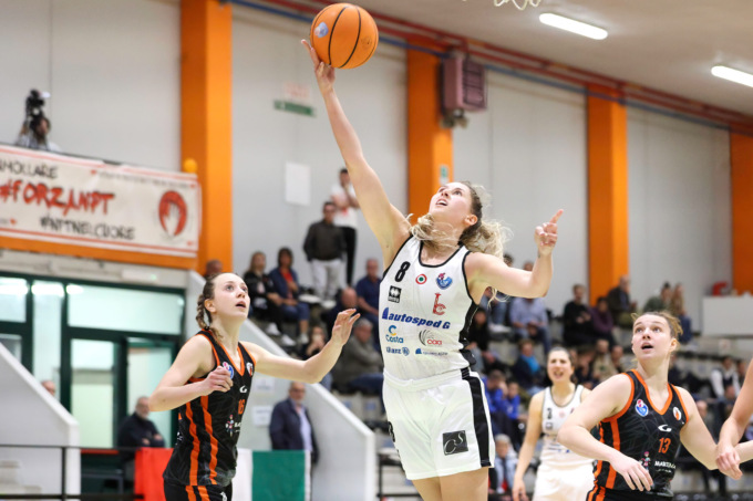 BCC Derthona, primo passo verso la Serie A, battuta Valdarno