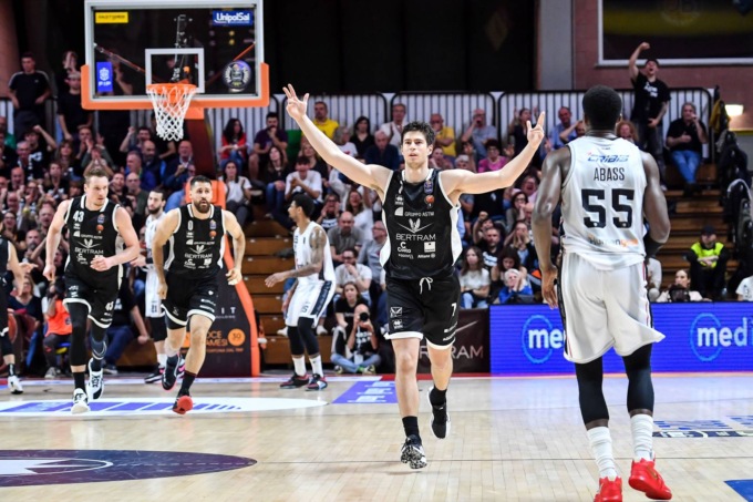 Derthona Basket, gara 5 senza storia contro Virtus Bologna, è uscita dai playoff
