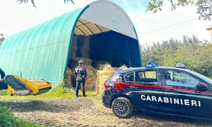 Vignole Borbera: uomo schiacciato da una balla di fieno, è grave