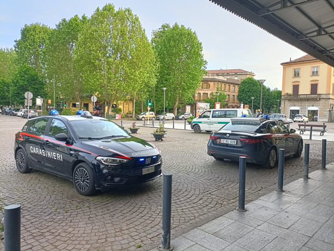 Controlli presso la stazione di Tortona: segnalate tre persone per possesso di droga
