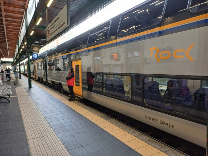 Genova: consegnati due nuovi treni Rock. Sale a 45 il numero dei nuovi treni regionali