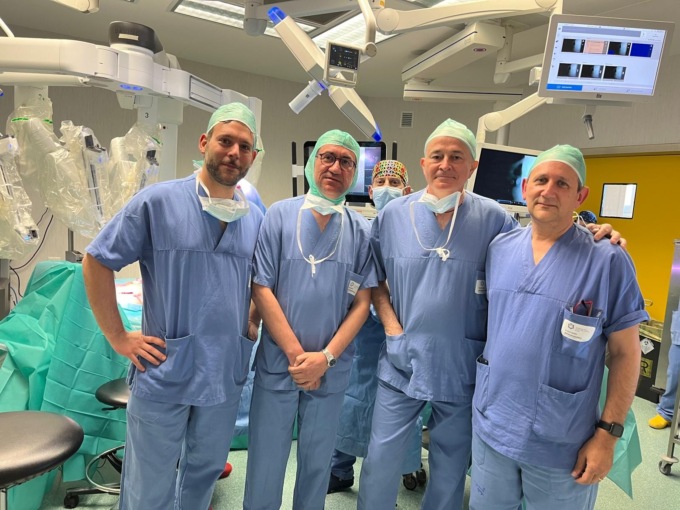 All’Ospedale di Alessandria il primo intervento di chirurgia robotica alla tiroide