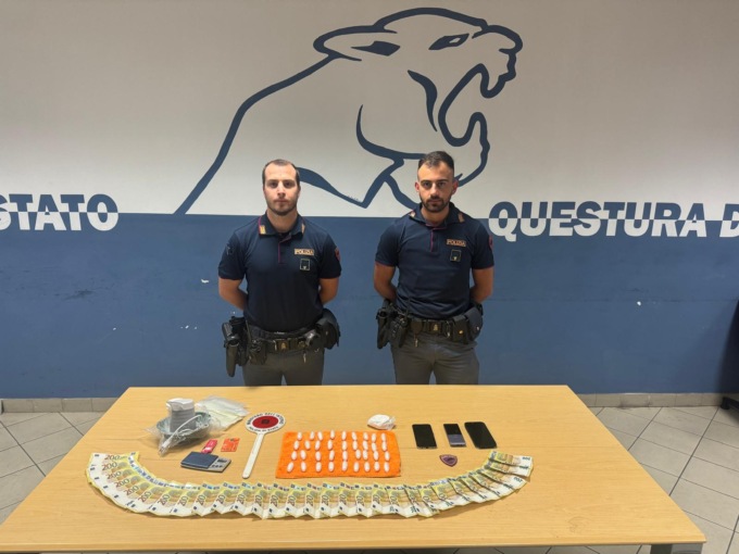 Torino: sorpreso dalla Polizia con mezzo chilo di cocaina, arrestato 37enne