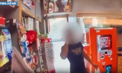 Rapina più volte la stessa tabaccheria: arrestato un 27enne a Torino