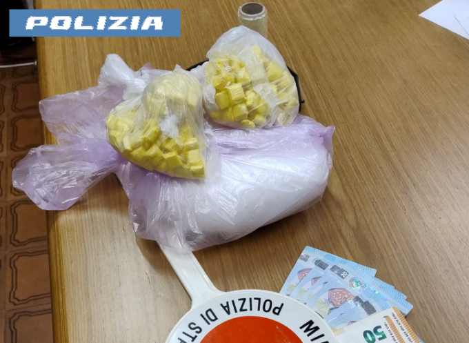 Trovato con oltre un chilo di cocaina e 270 dosi: arrestato 49enne