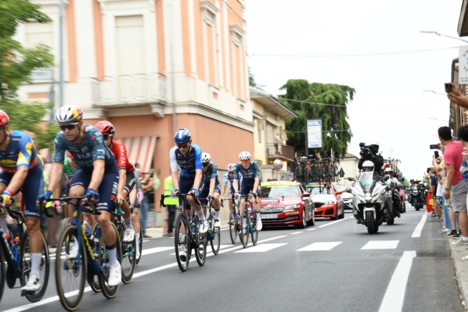 Tour de France: il lavoro di squadra di istituzioni, forze dell’ordine e volontari