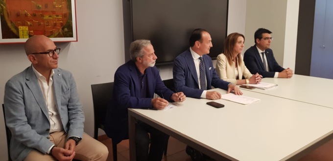 Ex Ilva al lumicino: si passa tutto al Governo, ma i tempi stringono