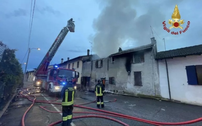 Frassineto Po, incendio in abitazione, evacuate altre case