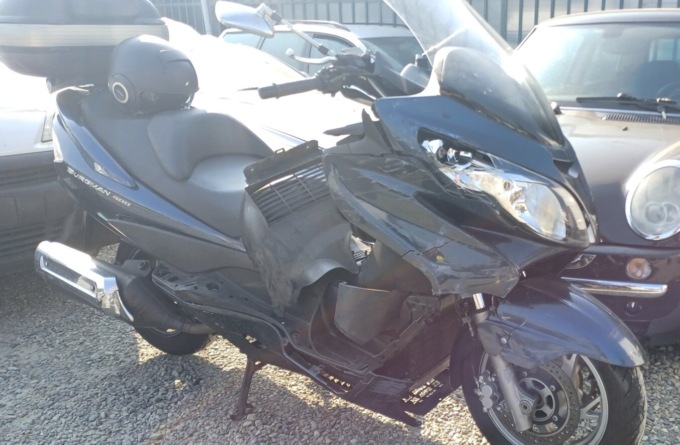 Scontro tra un camper ed uno scooter: grave il motociclista. Si cercano testimoni