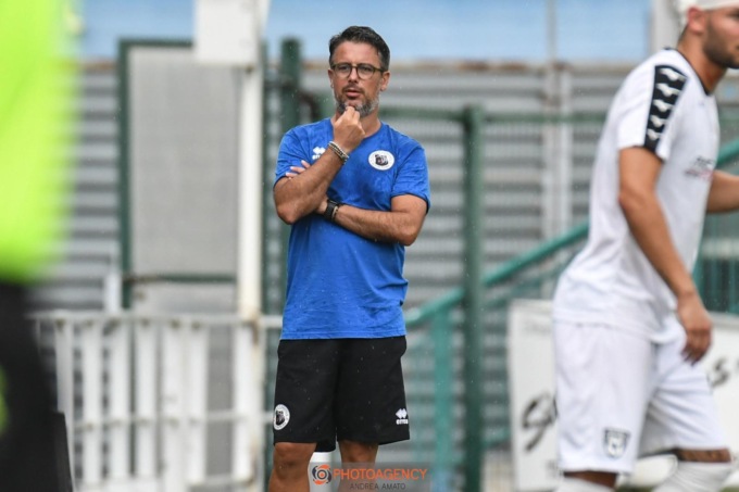 FC Alessandria: esonerato il mister Mattia Greco, fuori anche Balduzzi e Mutti