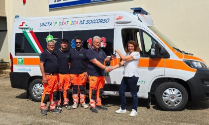 Villalvernia: la Croce Verde festeggia 50 anni con una nuova ambulanza pediatrica