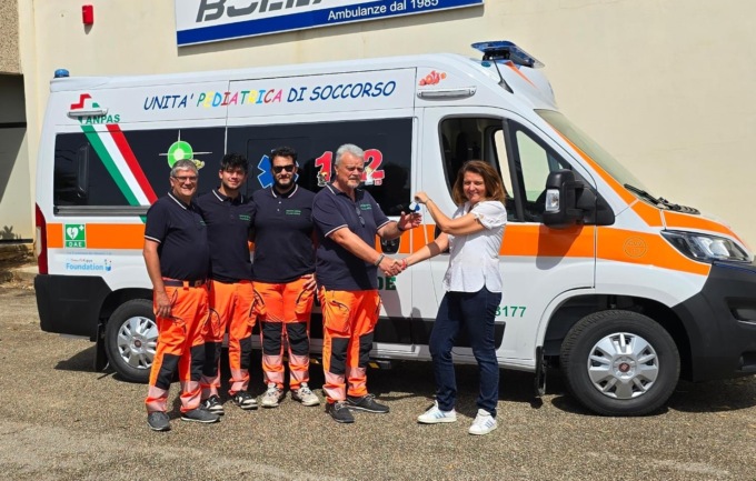 Villalvernia: la Croce Verde festeggia 50 anni con una nuova ambulanza pediatrica