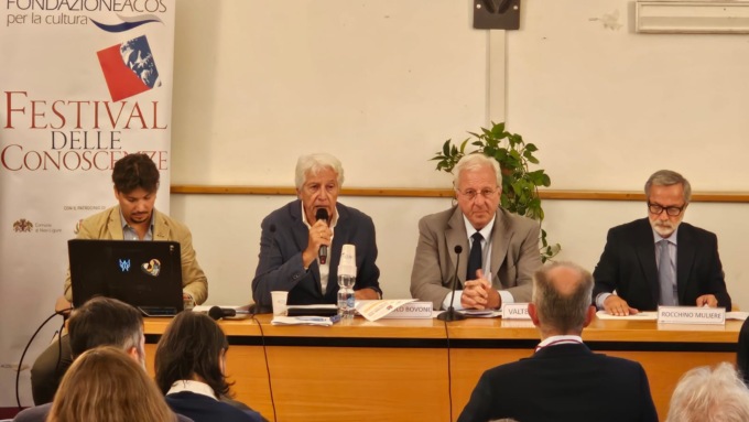 Cinque giorni al Festival delle Conoscenze di Acos per parlare di Intelligenza artificiale