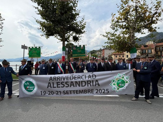 Alpini: passaggio di testimone da Omegna ad Alessandria