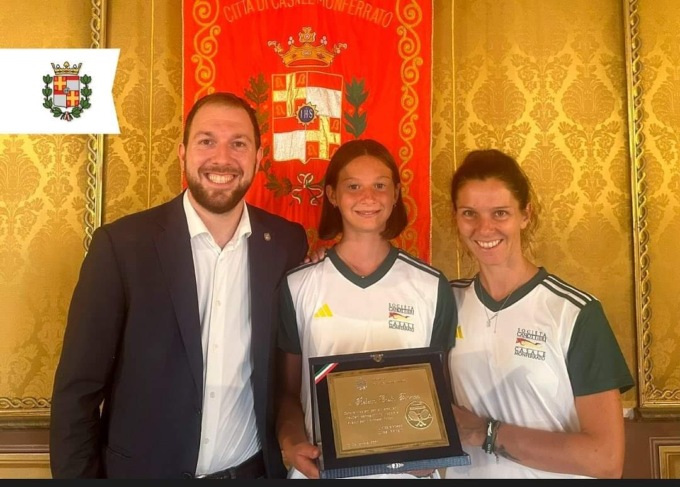 Giovane campionessa di tennis accolta in Comune a Casale