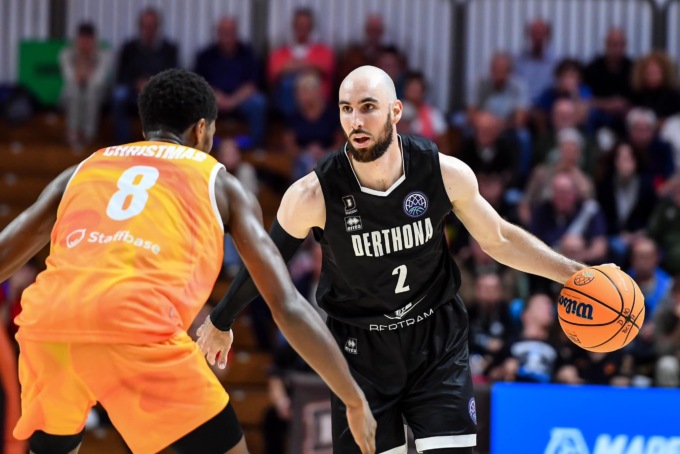 Derthona Basket vince anche in Europa. Allenamenti congiunti per la Negrini Volley Acqui