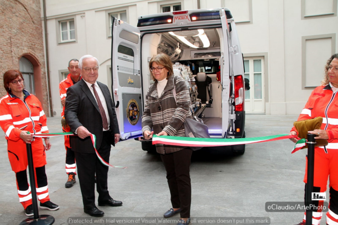 Nuova ambulanza neonatale