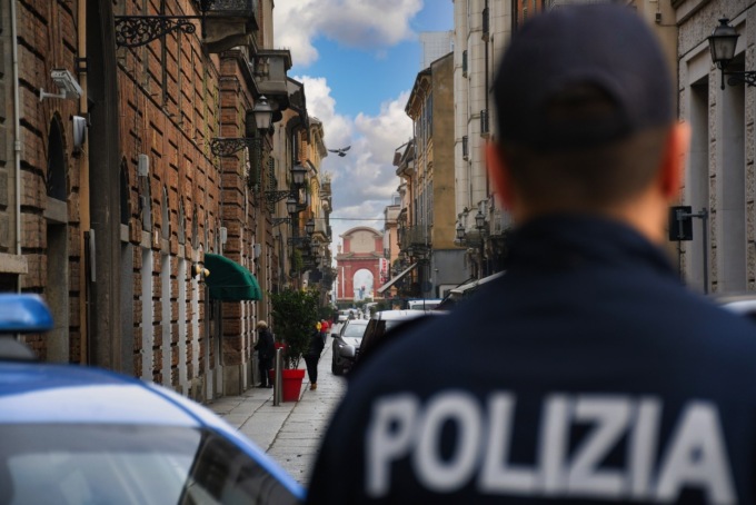 Più forze dell’ordine a piedi nel centro di Alessandria