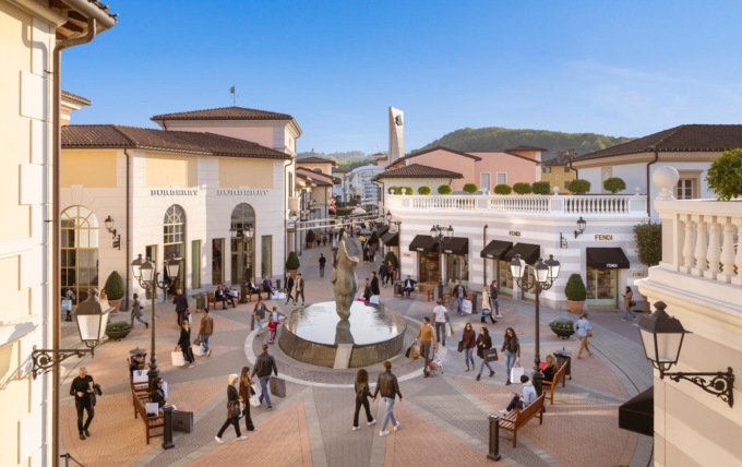 Domenica 6 aprile torna il Fashion Festival al Serravalle Designer Outlet