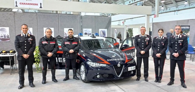 Carabinieri e Polizia presenti con uno stand informativo all’evento “Fai la Mossa Giusta”