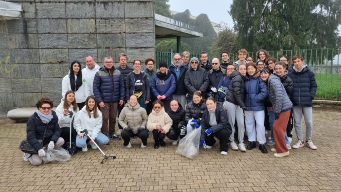 Ad Alessandria una giornata di raccolta rifiuti con il comitato Piscina Borgoglio e Plastic Free