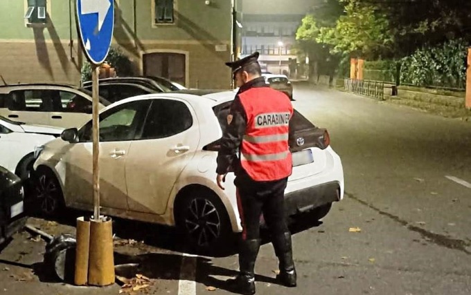 Novi Ligure, incidente autonomo notturno in piazza XX Settembre