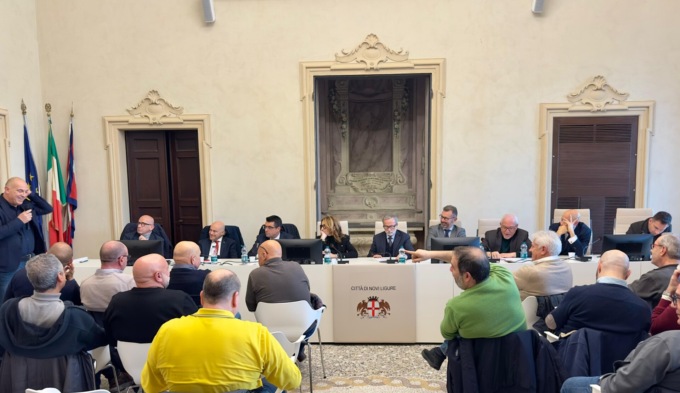 Tavolo di crisi sull’ex Ilva: anche un gruppo dell’Azerbaijan interessato al polo di Novi