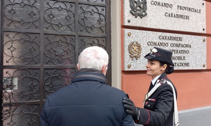 Anziano smarrisce la via di casa e cammina per 20 km fino a Volpedo: aiutato dai Carabinieri