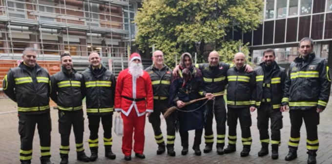 La Befana dei Vigili del Fuoco all’ospedale infantile di Alessandria