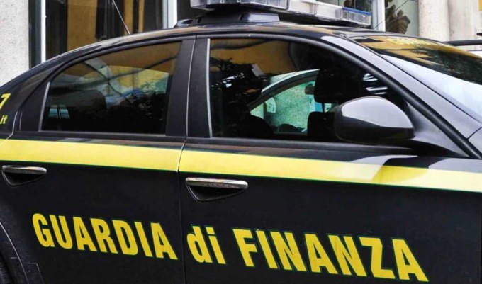 Quattro alessandrini finiscono ai domiciliari per fatture inesistenti da 70mila euro