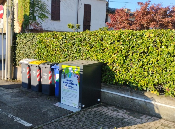 Gestione Ambiente: dove trovare i contenitori per lo smaltimento di piccoli RAEE