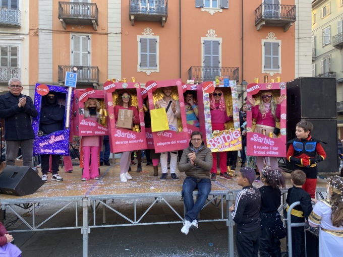 Carnevale a Casale Monferrato: il 1° marzo la sfilata di maschere e carri di cartone