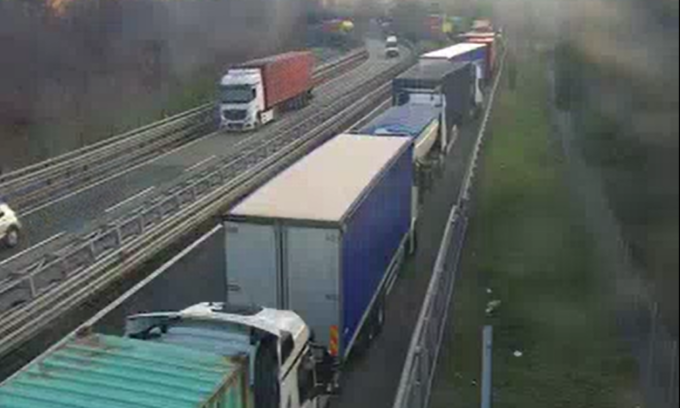 Grave incidente sulla A7 tra Serravalle e Vignole Borbera: morto l’autista del camion
