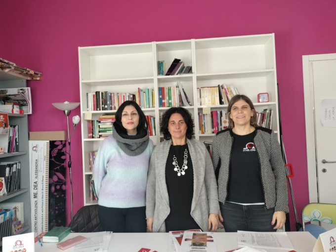 Trame di cambiamento: l’amore con le sue dinamiche a sostegno del centro me.dea