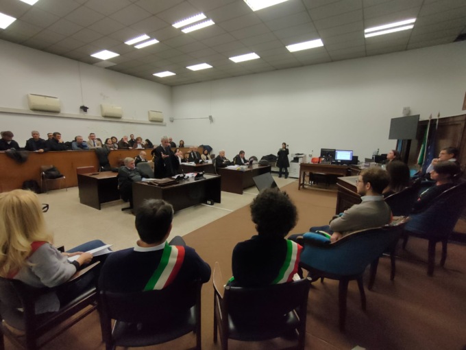 Processo Cascina Spiotta, respinte le eccezioni della difesa di Azzolini: il processo continua