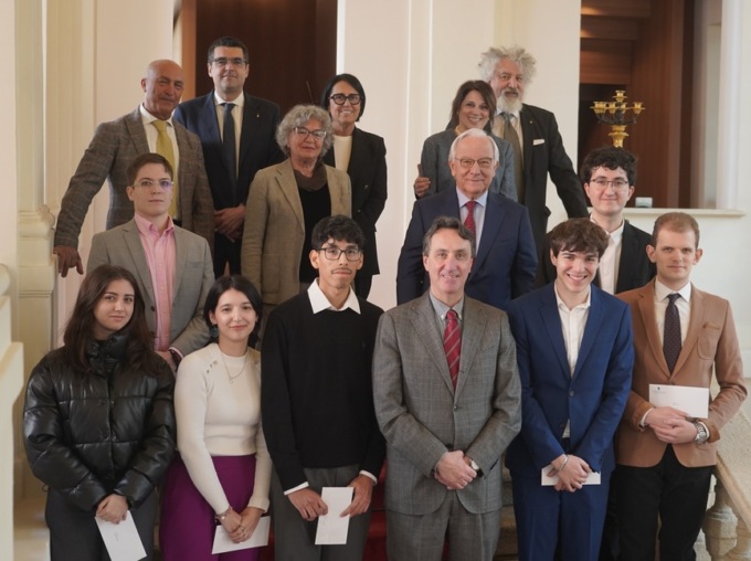 Otto borse di studio universitario in memoria di Pittatore ed Eco