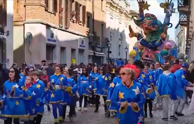 Oltre 10.000 persone al Carnevalone di Chivasso