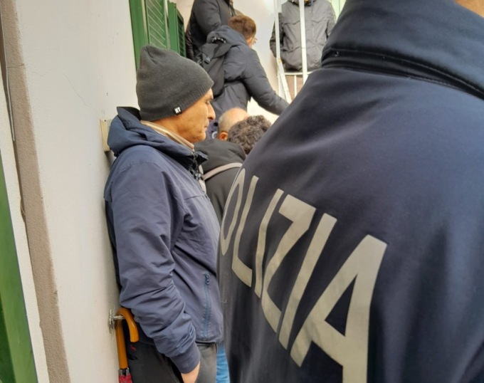Tensione in via 1821 ad Alessandria per uno sfratto: continua l’emergenza case