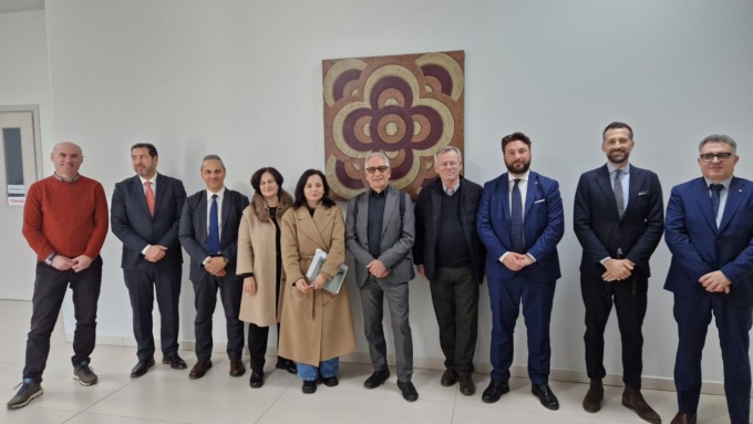 Carenza infermieri: l’assessore Riboldi in Albania visita 12 università in 2 giorni