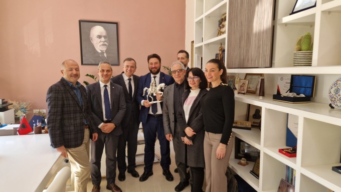 Mancano infermieri in Piemonte: l’assessore Riboldi li cerca in Albania