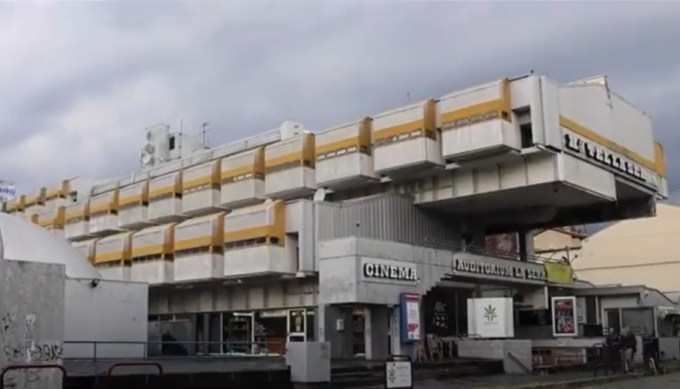 Il Comune di Ivrea vuole comprare l’ex centro congressi La Serra