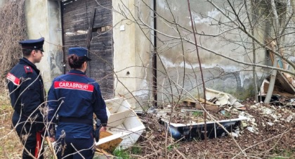 Strevi, rifiuti pericolosi con amianto, intervento congiunto di Carabinieri di Rivalta Bormida e Carabinieri Forestali di Acqui Terme
