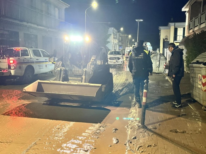 Il sobborgo di Valmadonna di nuovo nel fango a causa del maltempo di ieri