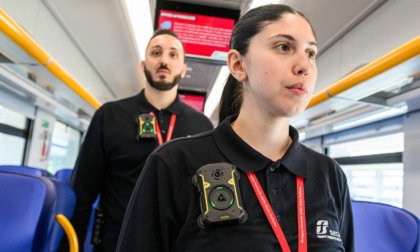 Bodycam sui treni per il personale Fs: al via la sperimentazione in Piemonte