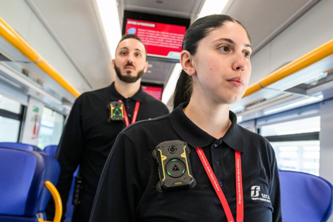 Bodycam sui treni per il personale Fs: al via la sperimentazione in Piemonte