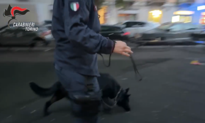 Controlli serrati dei Carabinieri nel quartiere Barriera Milano di Torino