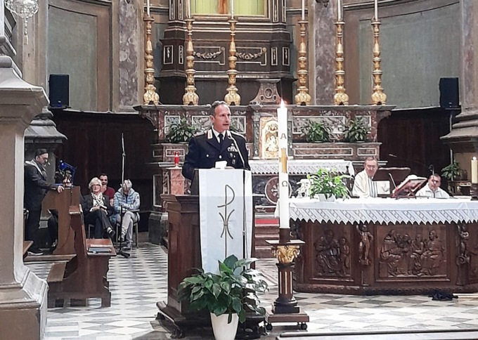 Truffe alle fasce deboli: I Carabinieri di Casale incontrano i fedeli al termine della Santa Messa