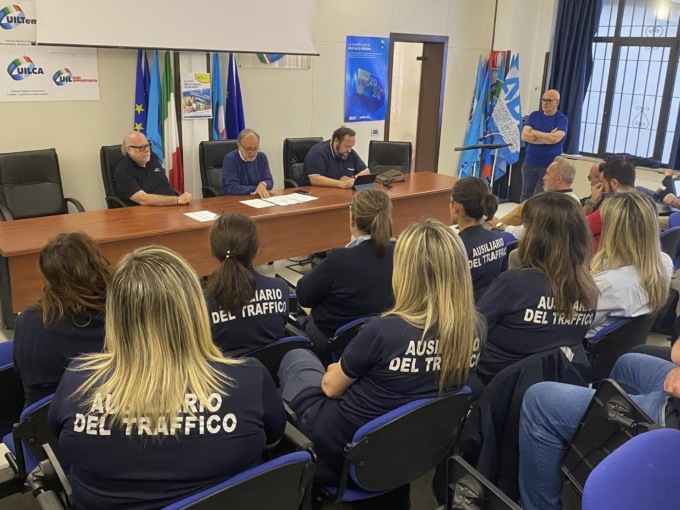 Giovedì incontro decisivo ad Alessandria per il futuro di 36 lavoratori Amag Mobilità